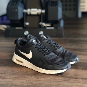 Nike Air Max Theas - Black